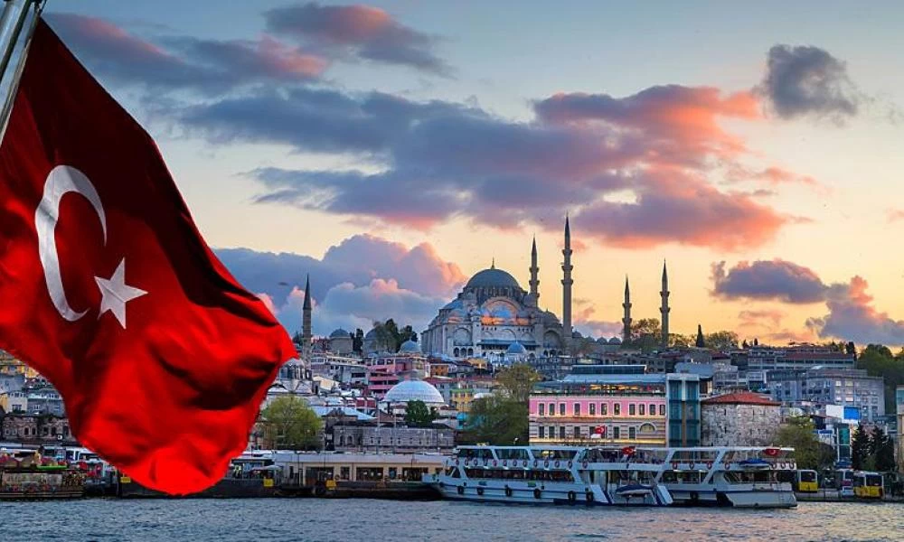 Τουρκία: Καρατομήθηκε και ο αναπληρωτής διοικητής της κεντρικής τράπεζας -Νέα πτώση της λίρας